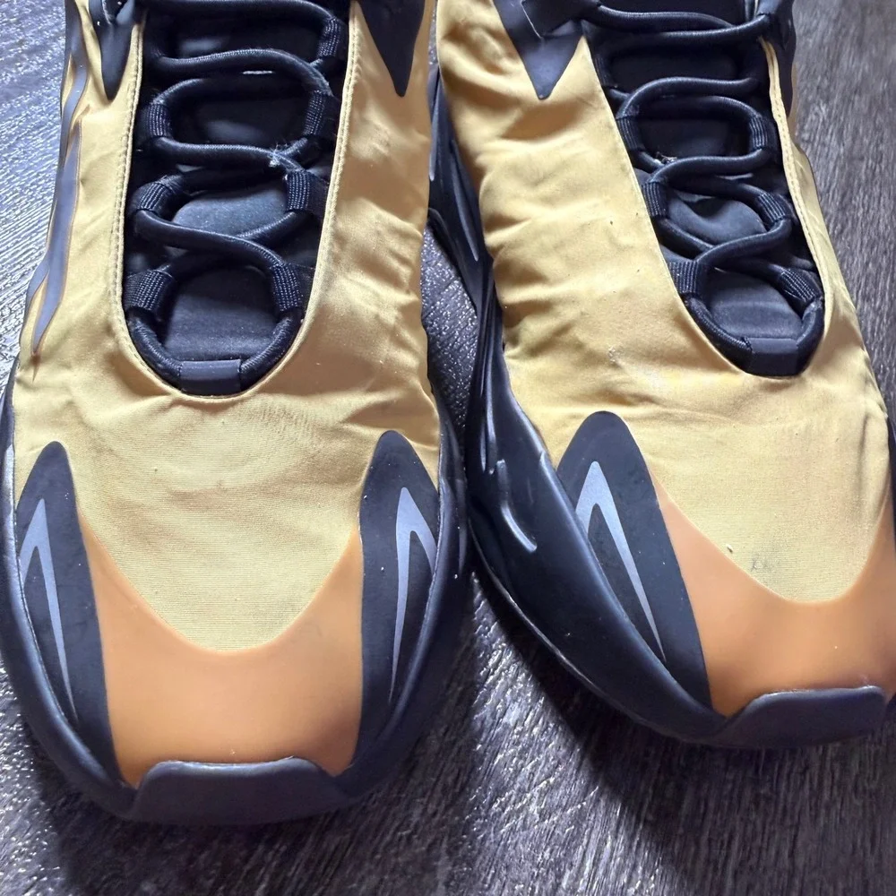 Adidas Yeezy Boost 700 MNVN Mens 12.5 Honey Flux Yellow Reflective  Sneaker